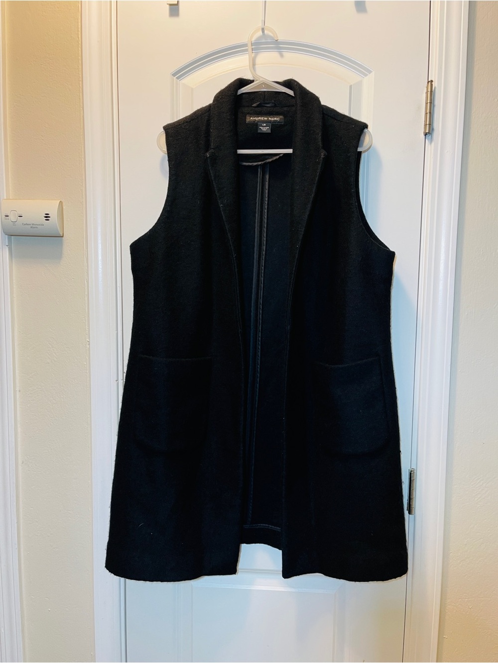 Ellen Tracy Black Sleeveless Open-Front Long Vest with Pockets
